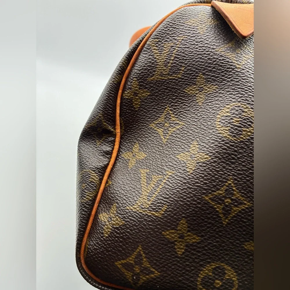 Sold ❌ Louis Vuitton monogram vintage speedy 25 hand bag